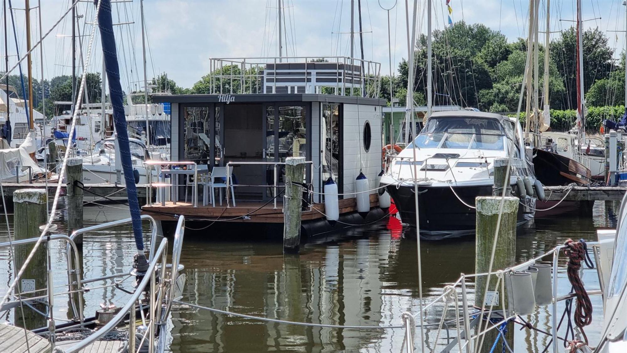 Hausboot Hilja Hotel ชลีสวิก ภายนอก รูปภาพ